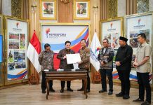 Menpora Erick Resmi Serahkan SK Penetapan Tuan Rumah PON XXII Tahun 2028 Kepada DKI Jakarta, NTT dan NTB