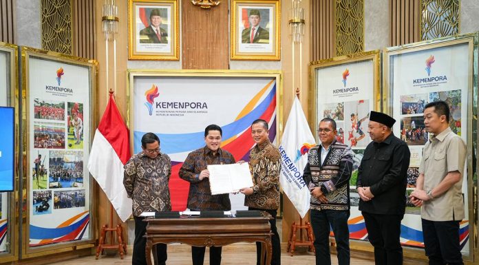 Menpora Erick Resmi Serahkan SK Penetapan Tuan Rumah PON XXII Tahun 2028 Kepada DKI Jakarta, NTT dan NTB