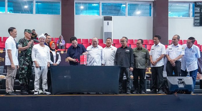 Muaythai Naik Kelas, Erick Thohir Puji LaNyalla: Lihai Bangun Olahraga dari Grassroots